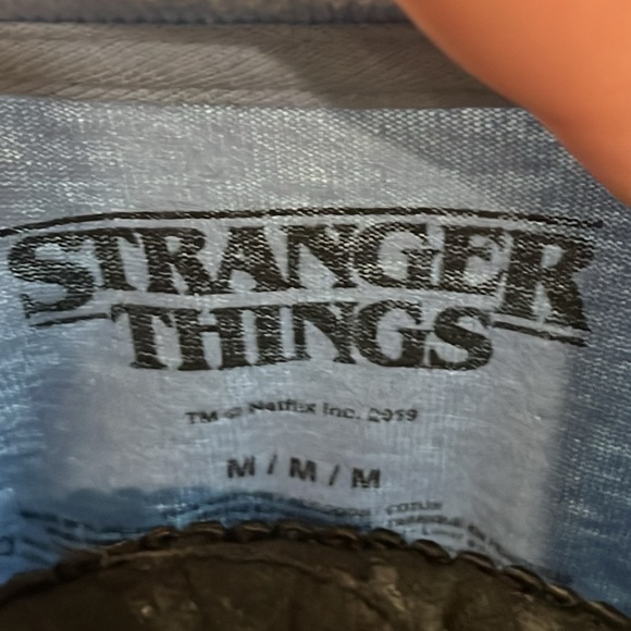 Stranger thing blue T shirt - Picture 7 of 7